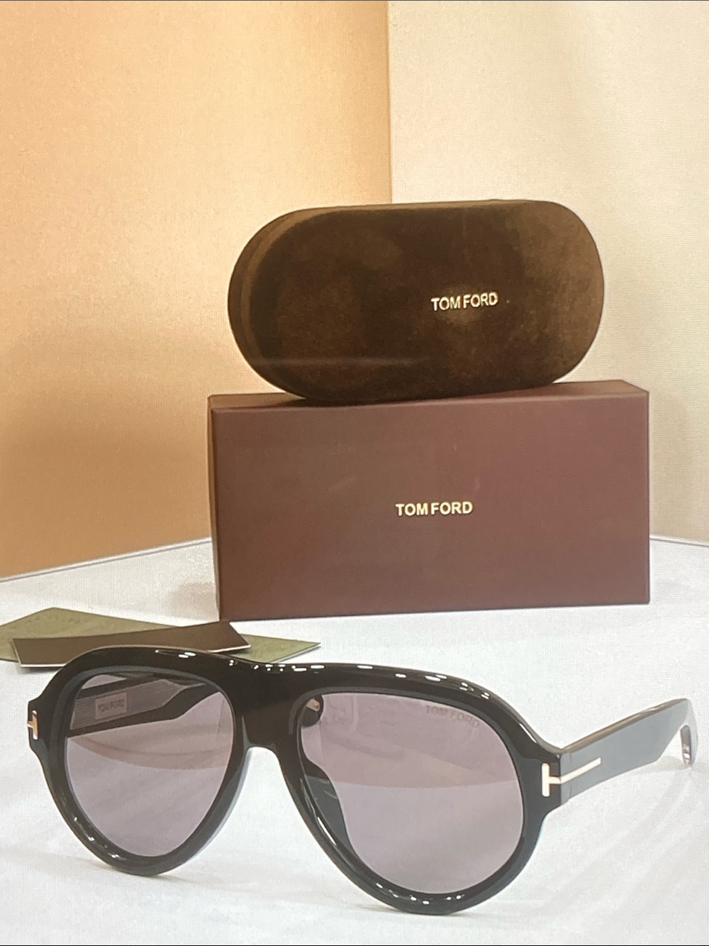 Tom Ford Black Frame Amber Lens Sunglasses with Case - Picture 3 of 9